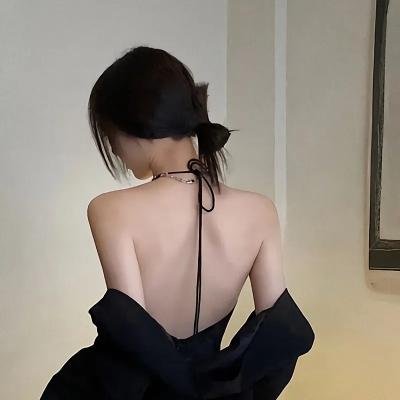 黑岩
